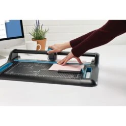 Avery® A3 Precision Trimmer - Each -Organized Desk Outlet Store APPL P460 5018009140127 KNGaql0xfk