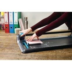 Avery® A2 Precision Trimmer - Each -Organized Desk Outlet Store APPL P640 5018009140134 2 2goOBm8SPk